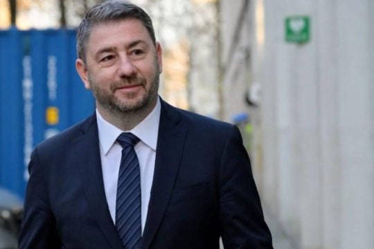 Ανδρουλάκης: Οι Ευρωπαίοι ηγέτες να μην συμπεριφέρονται ως υποτελείς του Τραμπ